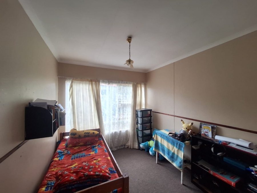 3 Bedroom Property for Sale in Langenhovenpark Free State